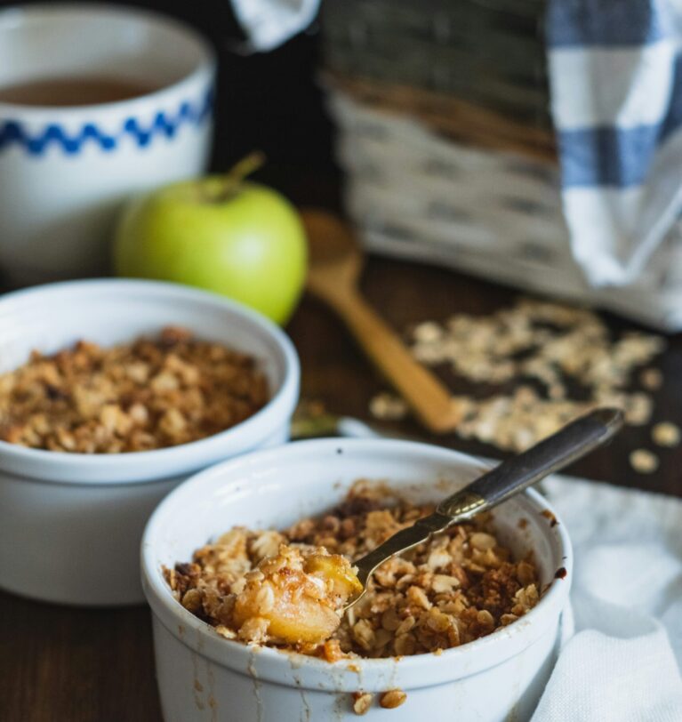 Easy Summer Apple Crisp: A Fresh Way to Enjoy Seasonal Apples